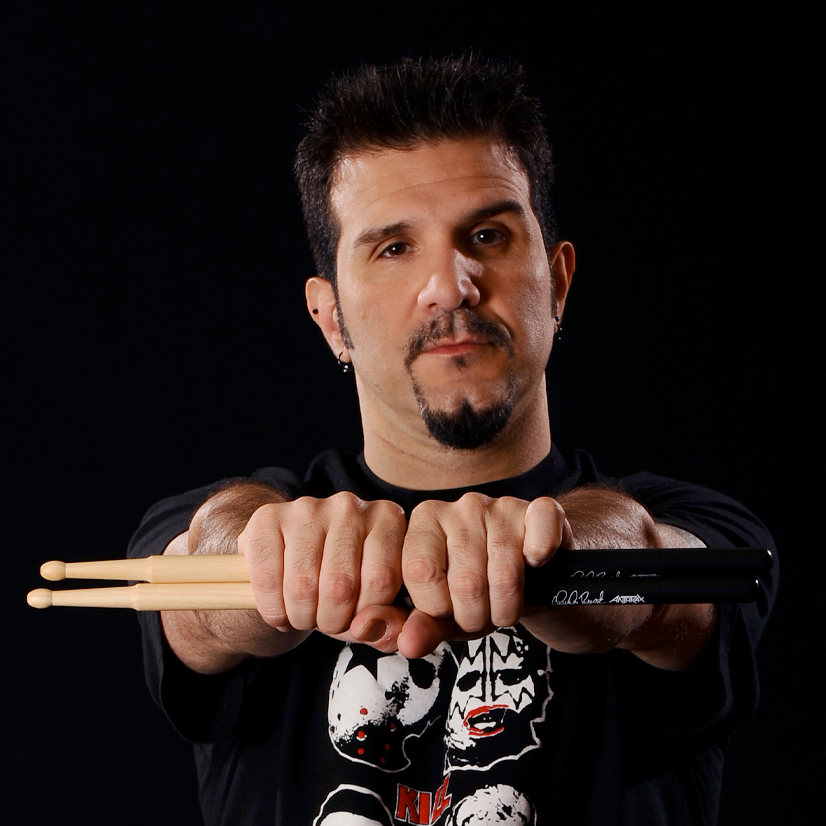 Charlie Benante – Vic Firth