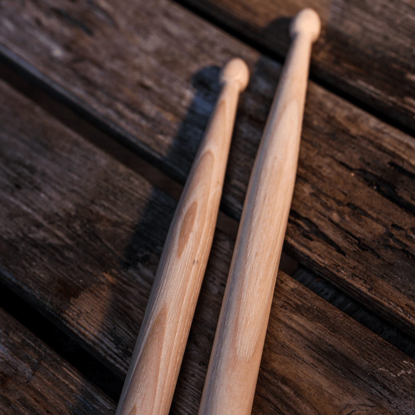 Bacchette Per Batteria Vic Firth American Classic® 2B - Hickory Americano, Punta Legno - Per Heavy Rock E Pratica - Foto 4