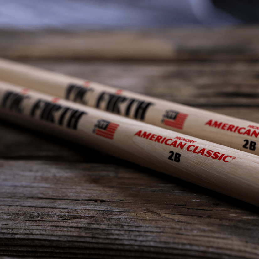 Vic Firth American Classic 2B Drumsticks : : Musical Instruments